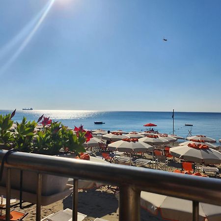 La Casetta Савона Екстер'єр фото